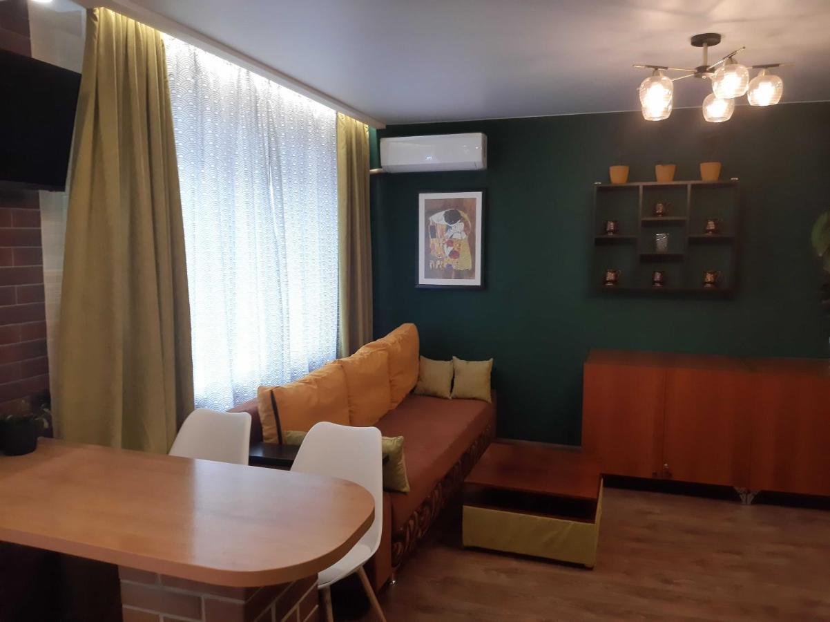 Проспект Победы 90 Černihiv Esterno foto